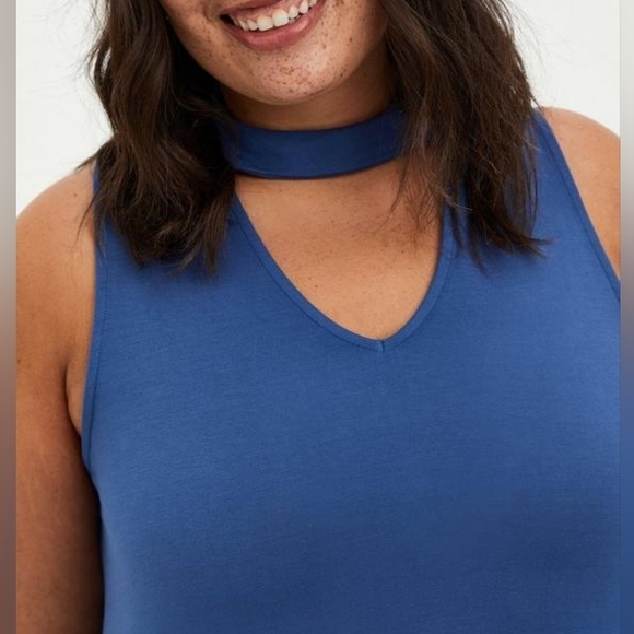 Torrid Blue Sleeveless Tank Top - Picture 4 of 6